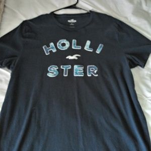 Hollister t shirt